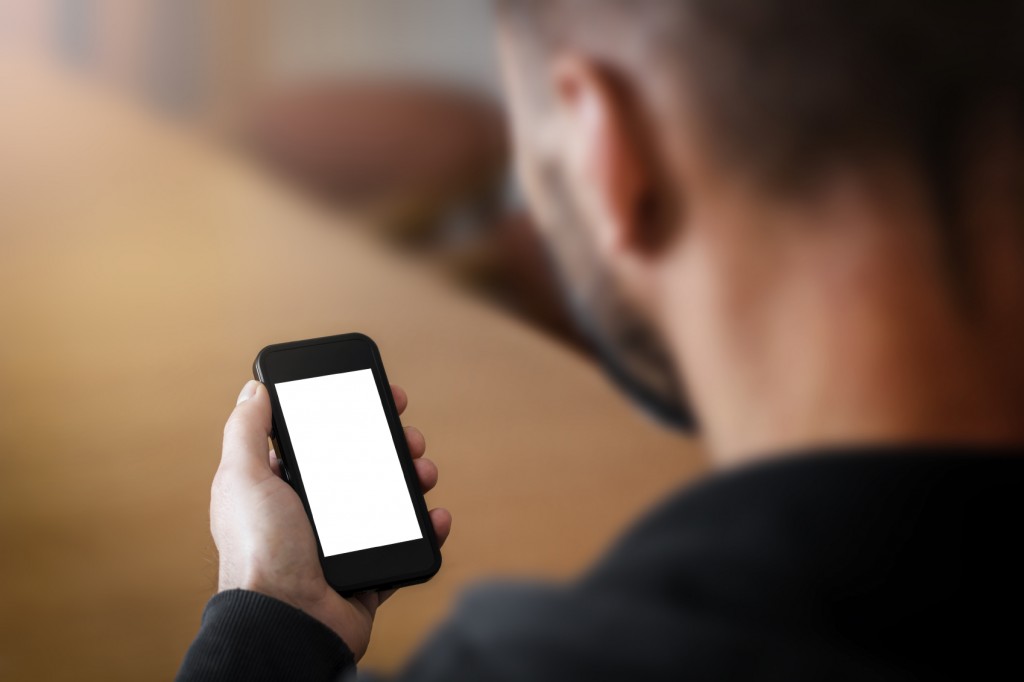 New App Turns Cell Phone Into TwoWay Radio