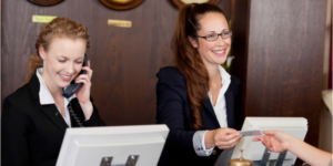 The Benefits of Using Digital Radios in the Hospitality Industry